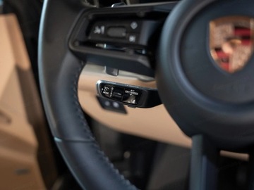 Porsche Cayenne III SUV Facelifting 3.0 353KM 2025 PORSCHE Cayenne Coupe Black Edition Suv 2.0 (353KM) 2025, zdjęcie 8