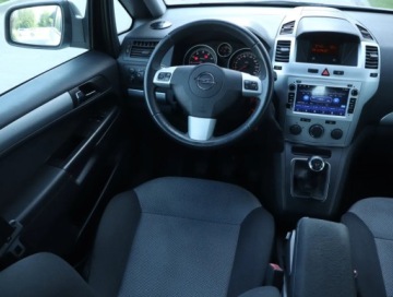 Opel Zafira B 1.6 Twinport ecoFLEX 115KM 2012 Opel Zafira 1.6, 7 miejsc, Klima, Tempomat, zdjęcie 6