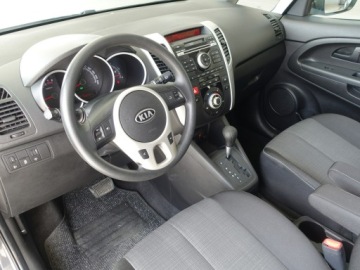 Kia Venga Mikrovan 1.6 DOHC CVVT 125KM 2012 Kia Venga 1.6, zdjęcie 12