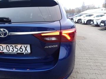Toyota Avensis III Wagon Facelifting 2015 2.0 D-4D 143KM 2017 Toyota Avensis 2.0 D-4D Premium III (2009-) Toyota, zdjęcie 10