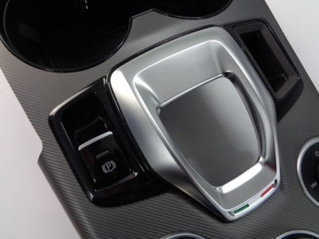 ЦЕНТРАЛЬНАЯ ТУННЕЛЬНАЯ ПАНЕЛЬ ALFA ROMEO GIULIA 2016-