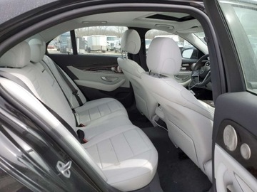 Mercedes Klasa E W214 2023 Mercedes-Benz Klasa E 450 4Matic 2023 3.0l 3.0 Benzyna 362KM, zdjęcie 10