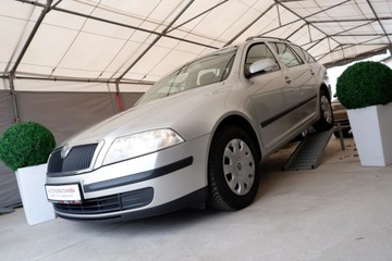 Skoda Octavia II Kombi 1.6 MPI 102KM 2007 Skoda Octavia 1.6 MPI, 102KM, swietnie utrzyma...