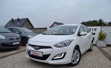Hyundai i30 II Wagon 1.4 CVVT 100KM 2014 Hyundai i30 bogate wyposazenie - Niski przebieg - zarejestrowane 1.4 100KM, zdjęcie 13