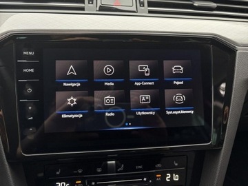 Volkswagen Passat B8 Variant Facelifting 2.0 TDI SCR 150KM 2023 Volkswagen Passat TDI 150KM Business Ambiente Area View LED Matrix FV23, zdjęcie 22