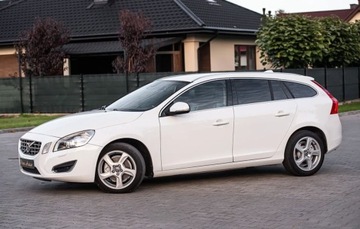 Volvo V60 I Kombi 2.0 D3 163KM 2012 Volvo V60 2.0d3 163KM Xenon Skora Navi Automat Serwis Gwarancjia 2.0, zdjęcie 6