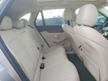 Mercedes GLB 2022 Mercedes-Benz GLB 2022r., 300, 2L, od ubezpieczalni 2.0 Benzyna 259KM, zdjęcie 9