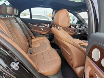 Mercedes Klasa E W214 2023 Mercedes-Benz Klasa E 2023 Mercedes-Benz E 350 4MATIC 2.0 Benzyna 255KM, zdjęcie 10