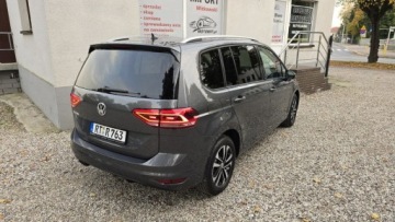 Volkswagen Touran III 2.0 TDI 150KM 2020 Volkswagen Touran 2,0 TDI 150 KM NAVI Full LED automat 7 osob OPLACONY, zdjęcie 11