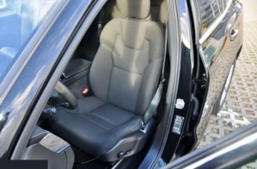 Volvo XC60 II 2021 Volvo XC 60 B4 B Geartronic Momentum Pro 2.0 benzyna 197KM 2021r, zdjęcie 20