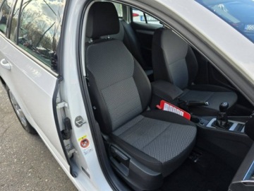 Skoda Octavia III Kombi 1.6 TDI CR DPF 105KM 2014 Škoda Octavia Skoda Octavia 1.6 TDI 105 KM,, zdjęcie 23