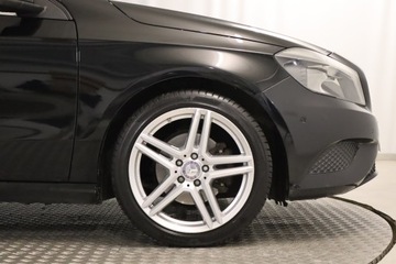 Mercedes Klasa A W176 Hatchback 5d Facelifting 180 122KM 2015 Mercedes A A 180, Skóra, Navi, Klima, Klimatronic, zdjęcie 14