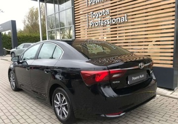 Toyota Avensis III Sedan Facelifting 2015 1.8 Valvematic 147KM 2015 Toyota Avensis Toyota Avensis 1.8 Premium 1.8 Benzyna 147KM, zdjęcie 3