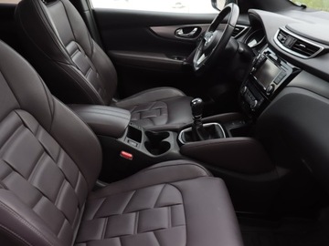 Nissan Qashqai II Crossover Facelifting 1.3DIG-T 140KM 2019 Nissan Qashqai 1.3 DIG-T, 1. Właściciel, zdjęcie 8