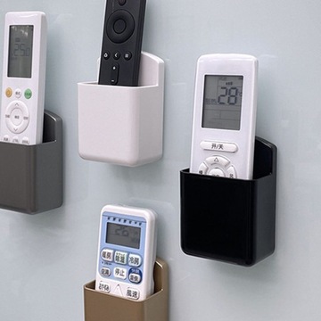 Карман с настенным кронштейном, прикроватная полка, пульт дистанционного управления.