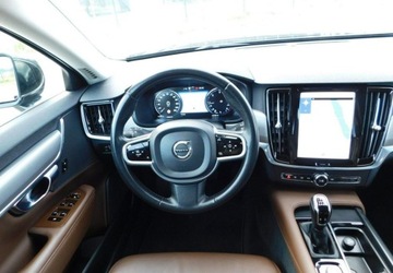 Volvo V90 II Kombi 2.0 D3 150KM 2020 Volvo V90 z Gwarancja Bezwypadkowy 100 2.0 Diesel 150KM, zdjęcie 13