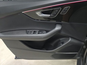 Audi Q8 2025 Audi Q8 Premium Plus 55 TFSI 3.0 Benzyna 335KM, zdjęcie 9