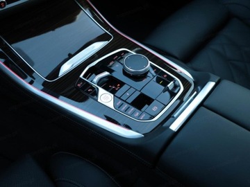 BMW X5 G05 SUV Facelifting 3.0 30d 298KM 2025 BMW X5 xDrive30d Sport Suv 3.0 (298KM) 2025, zdjęcie 13