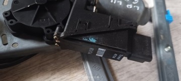 LAGUNA 2 II ZVEDÁK OKNO PRAVÝ PŘEDNÍ 6 PIN