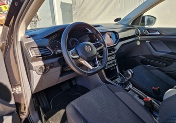 Volkswagen T-Cross SUV 1.0 TSI 115KM 2019 Volkswagen T-Cross Bezwypadkowy , Komplet Kluczy Niski Przebieg , po awari, zdjęcie 8
