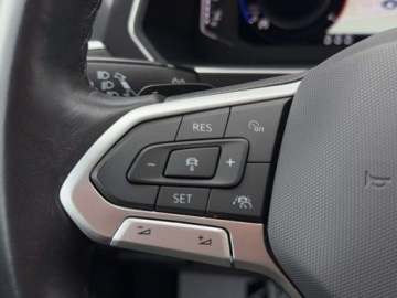 Volkswagen Tiguan II SUV Facelifting 2.0 TDI 150KM 2022 Volkswagen Tiguan Elegance, Matrix, Head-Up, Kamera, Ambiente, Asystenci, zdjęcie 18