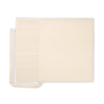 Набор садовых инструментов из 3 предметов с деревянной ручкой.