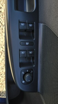 Volkswagen Golf VII Variant 1.6 TDI CR DPF BlueMotion Technology 105KM 2013 Volkswagen Golf DSG, serwisowany, zdjęcie 19