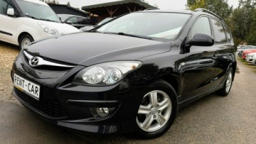 Hyundai i30 I CW Facelifting 1.6 CRDi 90KM 2011 Hyundai i30 1.6D 90PS OPŁACONY Bezwypadkowy, zdjęcie 1