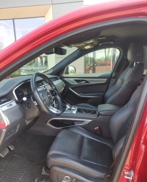 Jaguar F-Pace SUV Facelifting 2.0 P 249KM 2022 Jaguar F-Pace F-pace 2.0 I4 250 PS AWD Auto R Dynamic SE FV23 2.0 Benzyna, zdjęcie 2