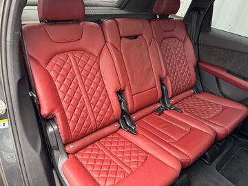 Audi Q7 II 2022 Audi SQ7 507 KM,Panorama,Pakiet Czern,Matrix,Domyki 4.0 Benzyna 507KM, zdjęcie 31