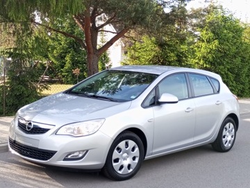 Opel Astra J Hatchback 5d 1.6 Twinport ECOTEC 115KM 2010