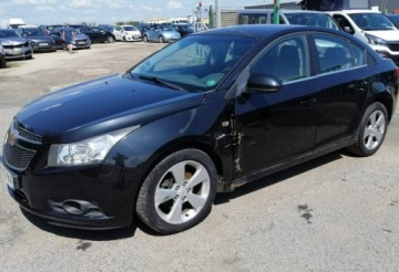Chevrolet Cruze 2009 Chevrolet Cruze 2.0 Diesel 163km lekko uszkodzony, zdjęcie 5