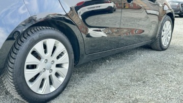 Kia Rio III Hatchback 3d 1.4 DOHC CVVT 109KM 2014 Kia Rio Benzyna Zarejestrowany Ubezpieczony, zdjęcie 5