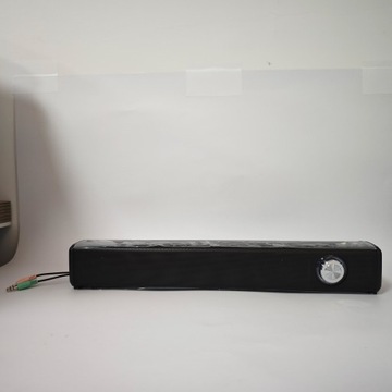 Compact USB-Powered Computer Speakers with 3.5mm Aux - Plug & Play Mini