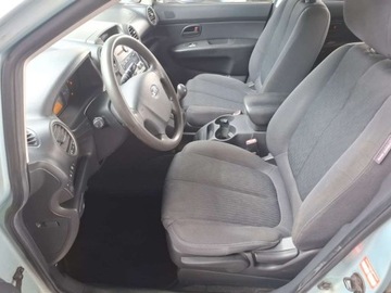 Kia Carens III 2.0 i 16V 144KM 2007 Kia Carens Piekna klimatyzacja bez rdzy 2.0 Benzyna 145KM, zdjęcie 21