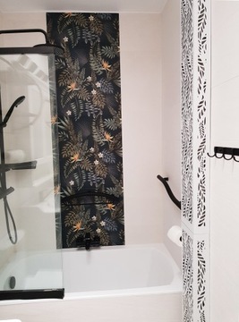 Открытая крышка труб и вертикальных масок размером 245x28x11cm белый коврик