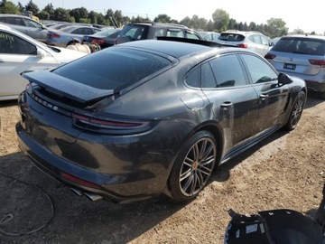 Porsche Panamera II 2017 Porsche Panamera 4S 2017 3.0l 3.0 Benzyna 440KM, zdjęcie 3