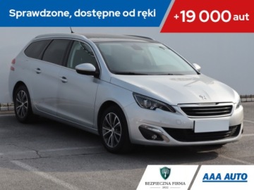 Peugeot 308 II SW 1.2 PureTech 130KM 2017 Peugeot 308 1.2 PureTech, Navi, Klima