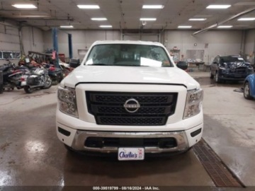 Nissan Titan 2024 Nissan Titan 2024r., 4x4, 5.6L 5.6 Benzyna 400KM, zdjęcie 6