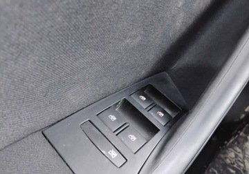 Opel Astra J Sedan 1.6 CDTI ecoFLEX 110KM 2015 Opel Astra 2015. SALON POLSKA. 1.6 CDTI. Uszkodzony tyl i lekko lewy bok., zdjęcie 9