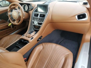 Aston Martin DB11 Coupe 4.0 V8 503KM 2019 Aston Martin DB11 2019 4.0l 4.0 Benzyna 503KM, zdjęcie 8