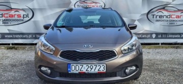 Kia Ceed II Kombi 1.6 CRDi 128KM 2013 Kia Ceed 1.6 128 KM bezwypadkowa zarejestrowana oryginalny przebieg 1.6, zdjęcie 9