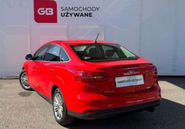 Ford Focus III Sedan Facelifting 1.5 EcoBoost 150KM 2017 Ford Focus 1.5 EcoBoost 150KM MT6 SYNC Edition Salon PL ASO 1.5 Benzyna, zdjęcie 6