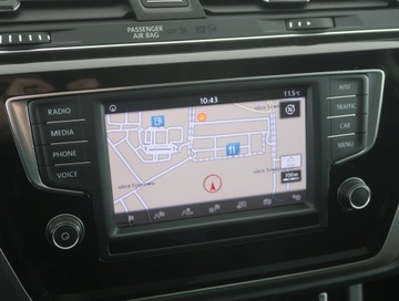 Volkswagen Touran III 2.0 TDI 150KM 2015 VW Touran 2.0 TDI, Skóra, Navi, Klima, zdjęcie 12