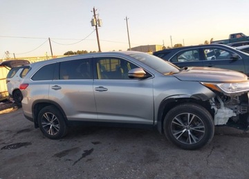 Toyota Highlander II 2019 Toyota Highlander LE, V6, od ubezpieczalni 3.5 Benzyna 295KM, zdjęcie 8