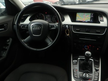 Audi A4 B8 Avant 2.0 TDI 143KM 2010 Audi A4 2.0 TDI, Navi, Klima, Klimatronic, zdjęcie 6