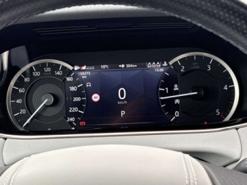 Land Rover Range Rover Evoque II SUV 2.0 204KM 2022 Land Rover Range Rover Evoque Dynamic MHEV Meridian Tempomat Led Matri, zdjęcie 15