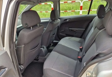 Opel Astra H Hatchback 5d 1.4 TWINPORT ecoFLEX 90KM 2009 Opel Astra 1,41-Wlasciciel5DrzwiKlima 1.4 Benzyna 90KM, zdjęcie 21