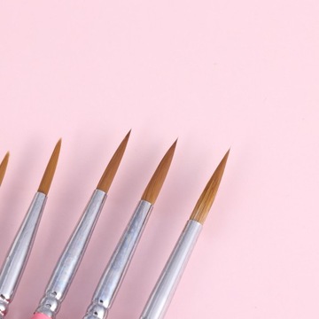 PĘDZEL OKRĄGŁY DO MALOWANIA Drobnych szczegółów MINIATURA TWARZY 6 SZT