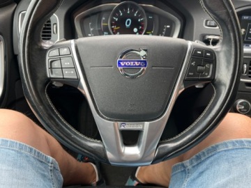 Volvo S60 II 2013 Volvo S60 3.0 benzyna 329 KM automat R - Design zarej w PL zadbany, zdjęcie 16